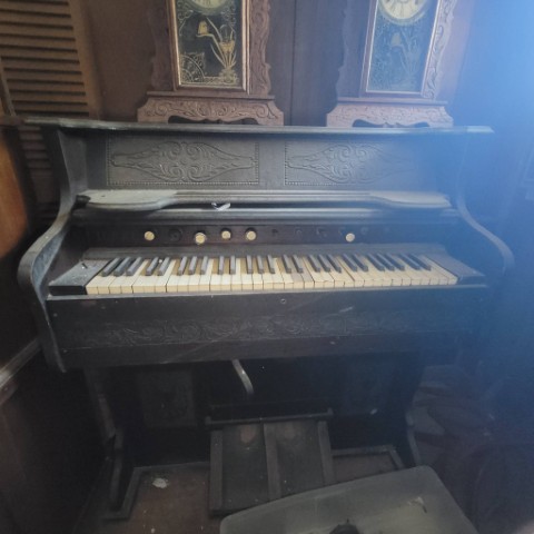 Lot 118 image