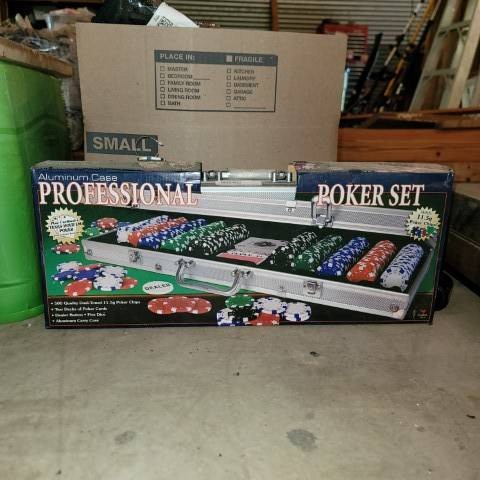 Lot 382 image