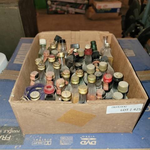 Lot 425 image
