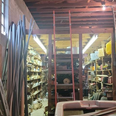 Lot 612 image