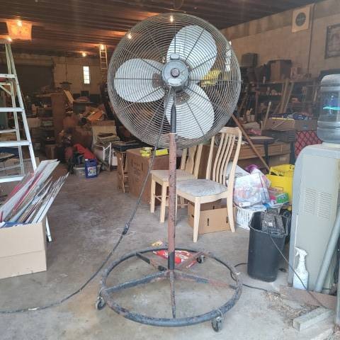 Lot 618 image